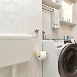 Apartman Apartments Angela 1001