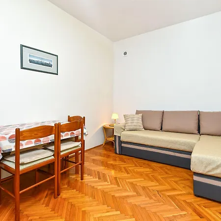 Angela 1001 Apartament Fažana