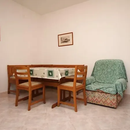 Apartment Apartments Angela 1001