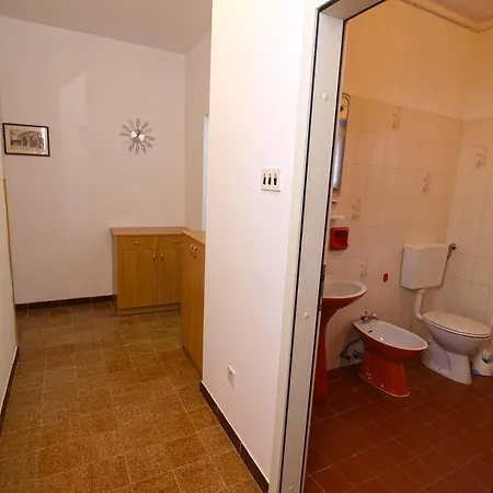 Apartment Apartments Angela 1001 *